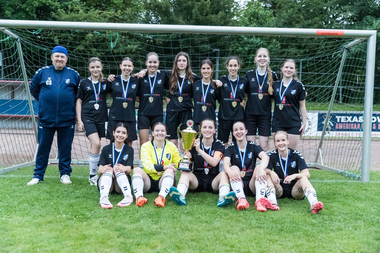 Bild 127 - Loewinnen Cup